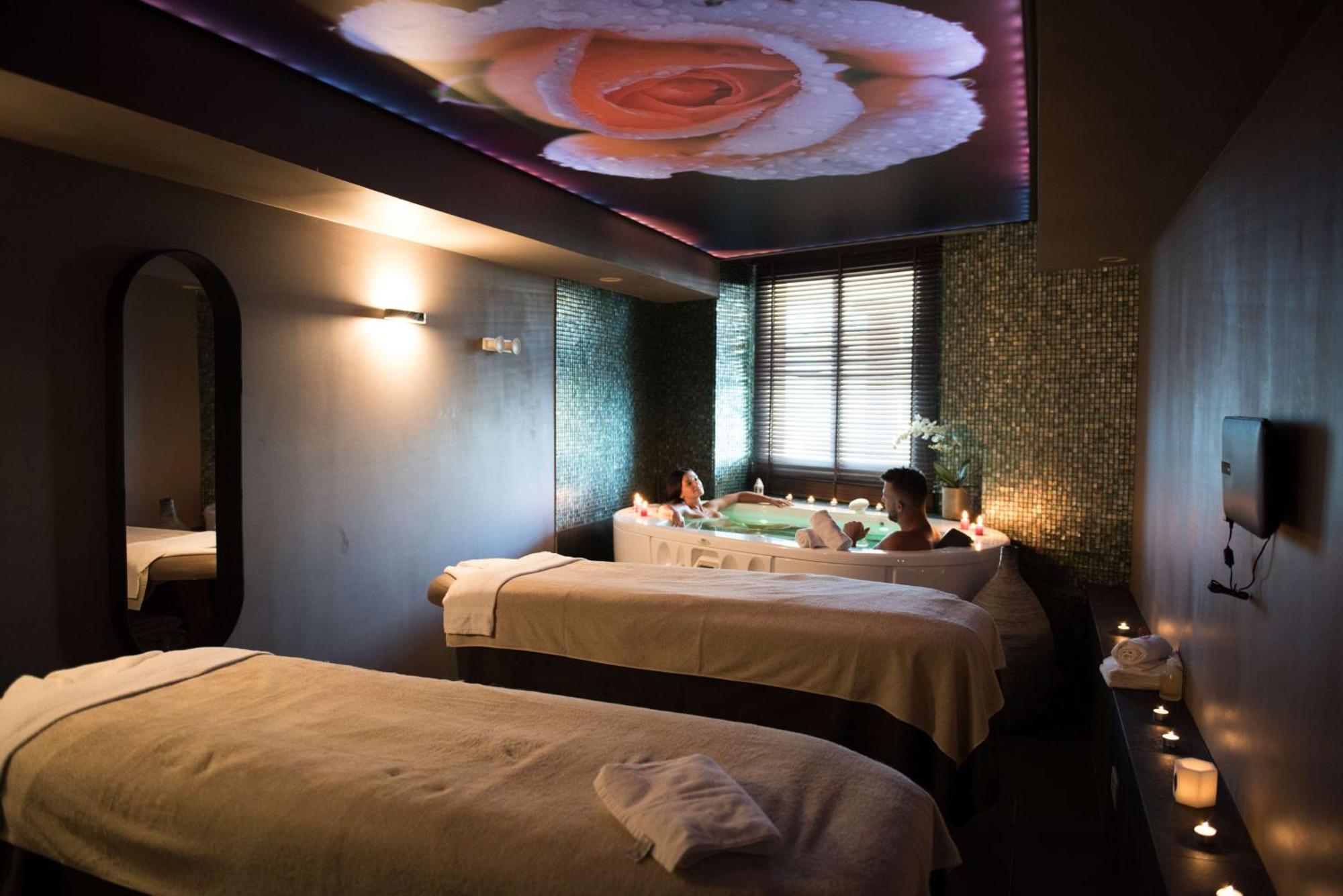 Grand Hotel Les Flamants Roses Thalasso & Spa Canet-en-Roussillon Εξωτερικό φωτογραφία